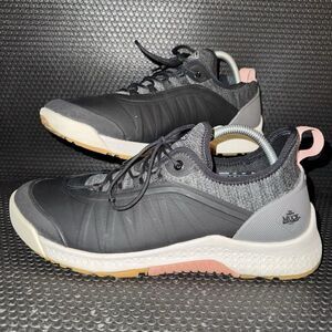 Muck Outscape Black Gray Peach Outdoor Hiking Lace Up Shoe Womens Size 10